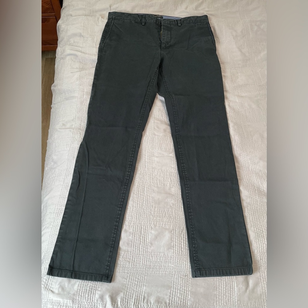 Banana republic men’s Fulton chino -32x34 -black